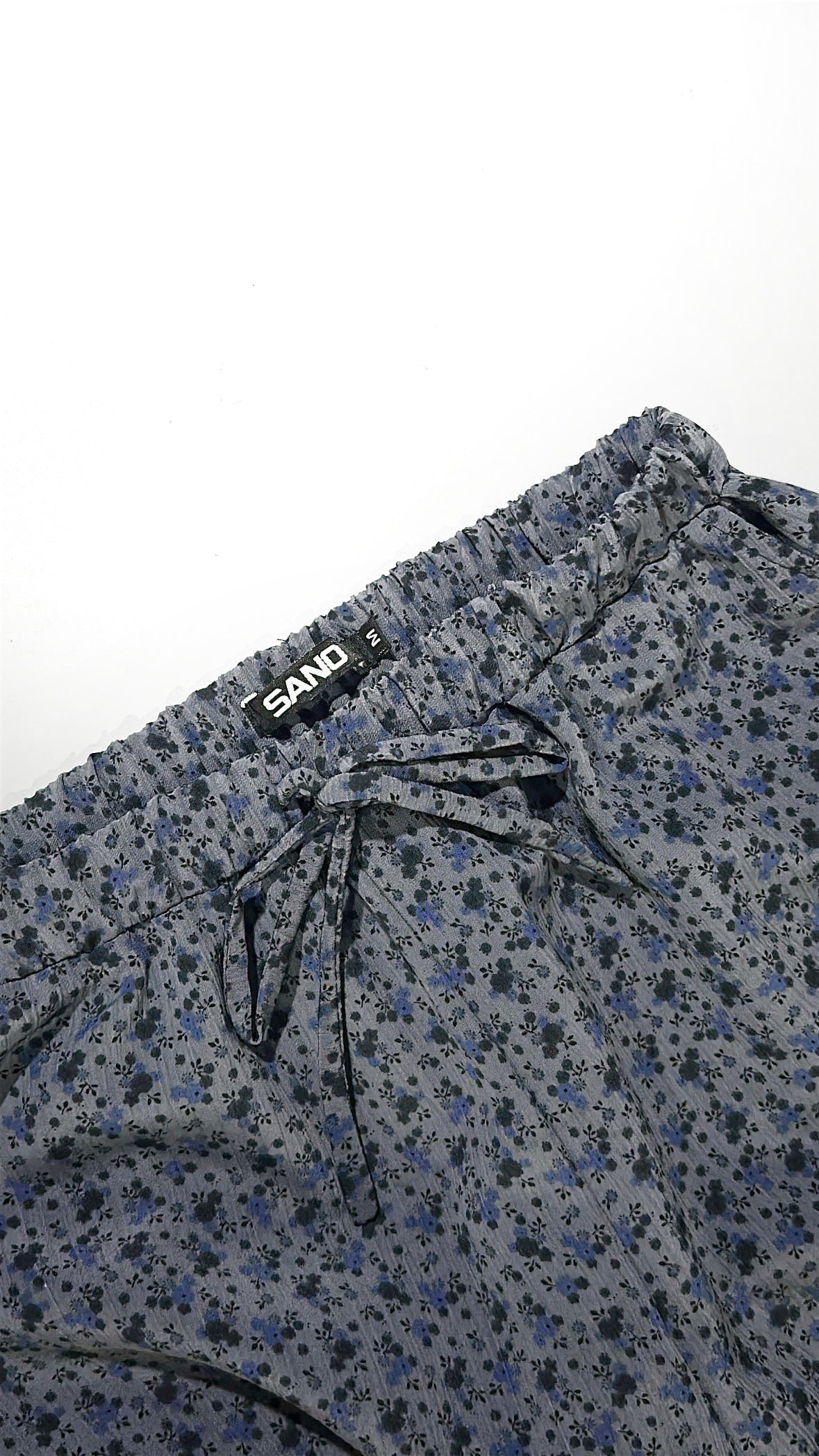 Pantalón relajado bolsas cargo
