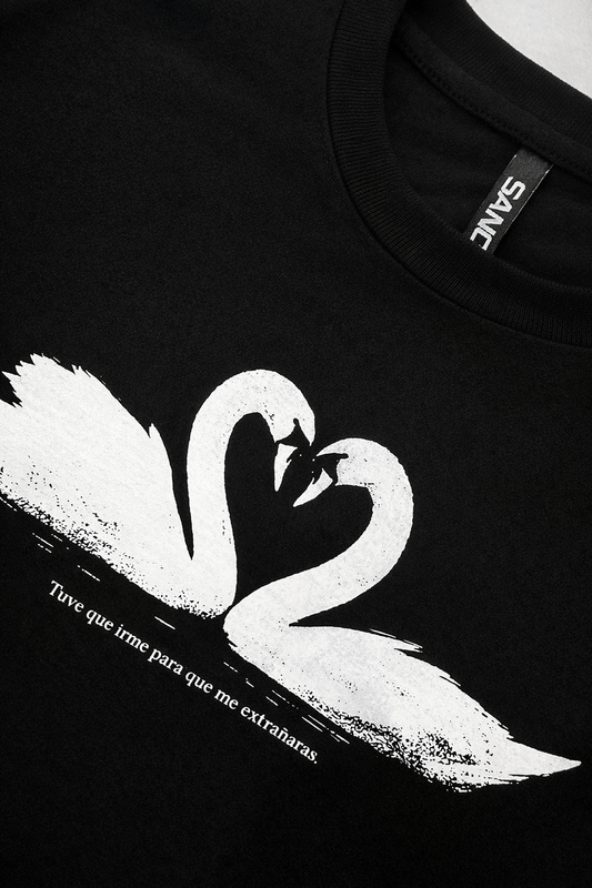 Camiseta cisnes corte regular
